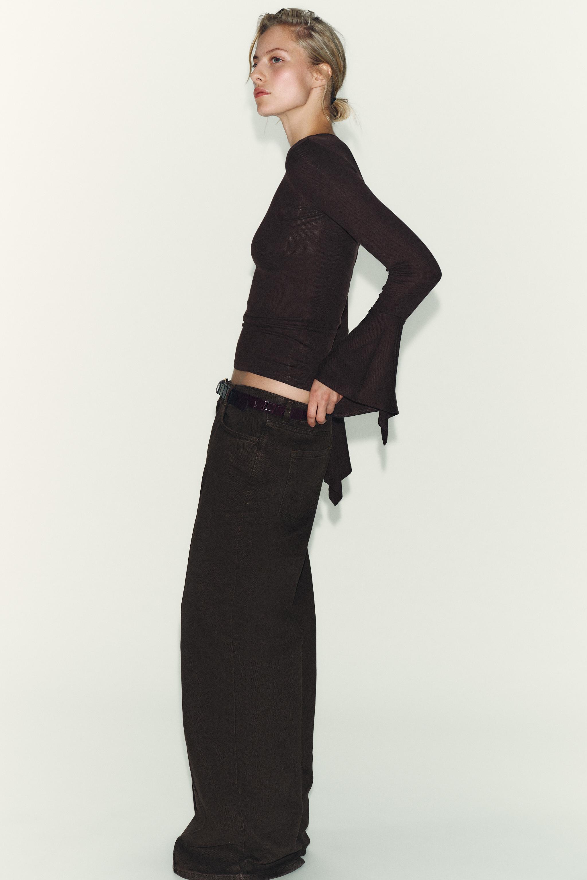 RUFFLED SLEEVE T-SHIRT